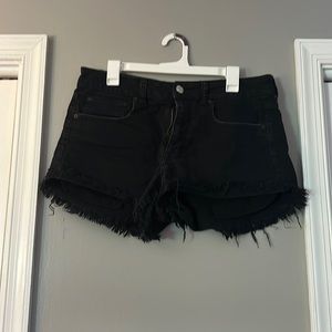 AE BLACK HIGHRISE FESTIVAL SHORTIE 🖤⭐️
